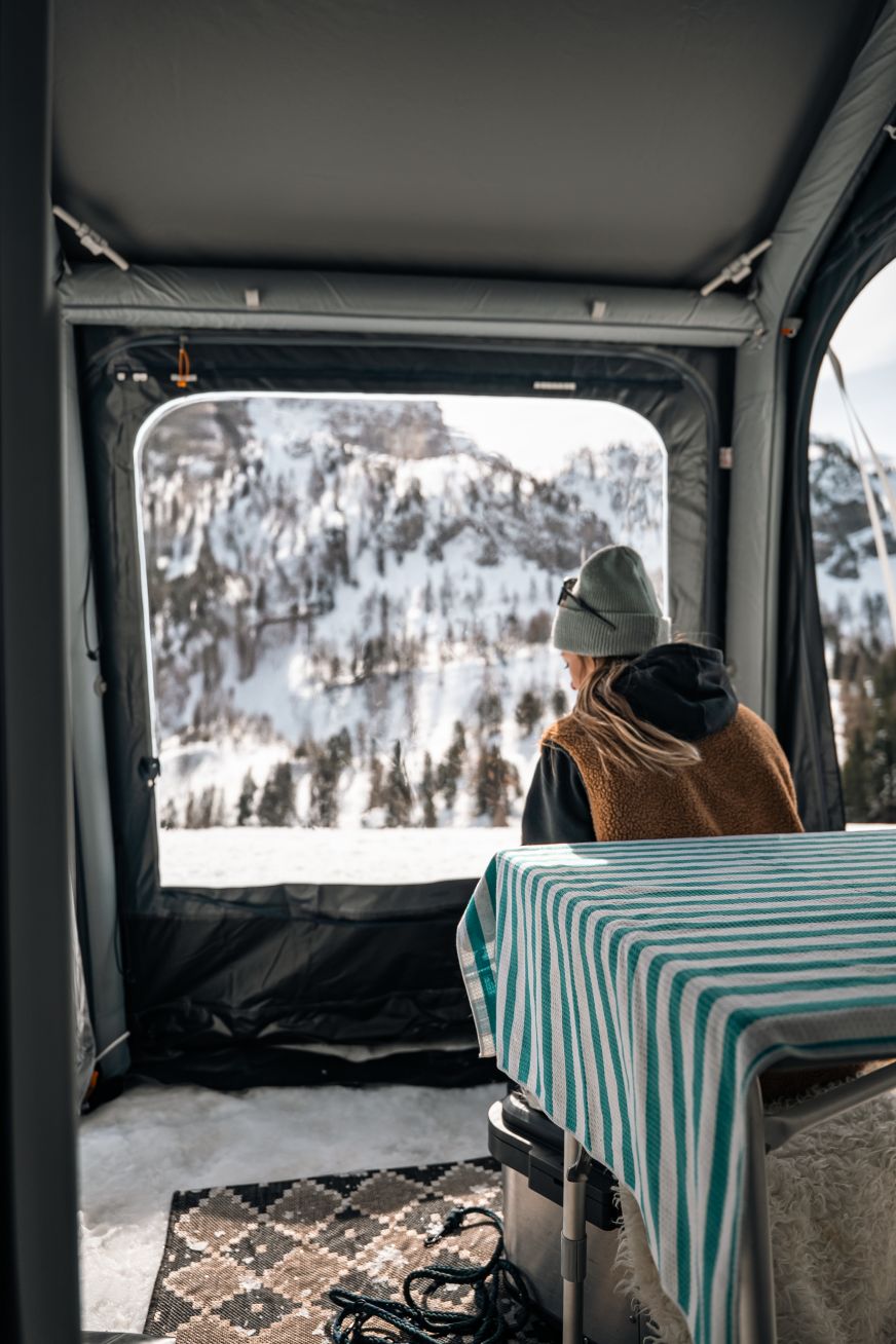 Caravaningowa śluza zimowa - przedsionek Dometic Winter AIR PVC 180 S/M 1